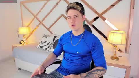 Alex  online show from February 17, 7:35 pm