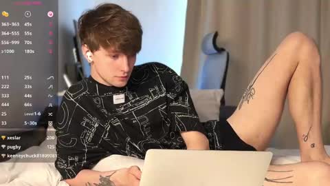 alex_schafer online show from May 5, 5:47 am