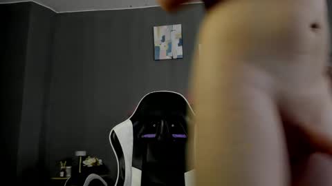 alex_xhunter online show from April 14, 8:45 pm