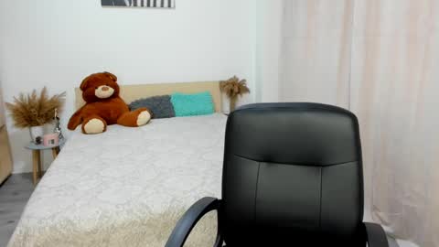 Alexa online show from March 1, 8:45 am