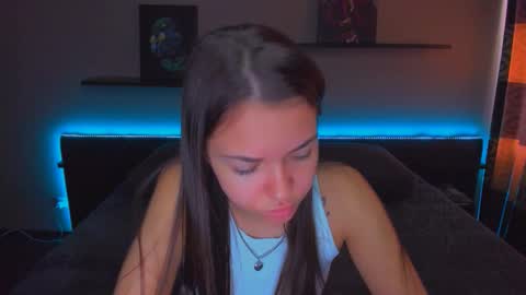 Snapshot of alexabarkley chatting on October 7, 3:35 am angel online show from October 7, 3:35 am