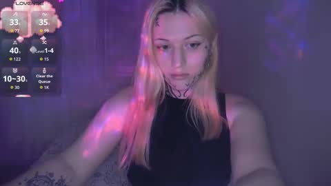 alexalarose online show from December 20, 1:01 am