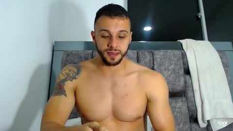 Snapshot of alexander_2015 chatting on October 26, 6:14 am alexander_2015 online show from October 26, 6:14 am