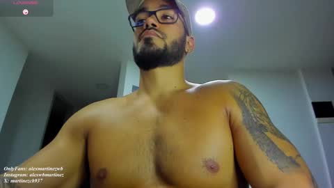 Snapshot of alexander_martines chatting on September 12, 12:34 am Onlyfansalexmartinezwb Instagram alexwbmartinez Twitter martinezcb937 online show from September 12, 12:34 am