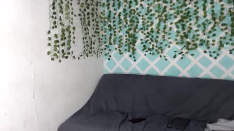 chicos hot online show from September 13, 3:47 pm