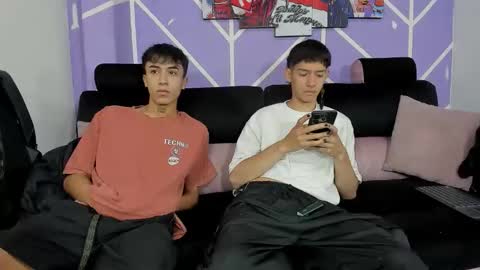 chicos hot online show from March 5, 1:42 pm