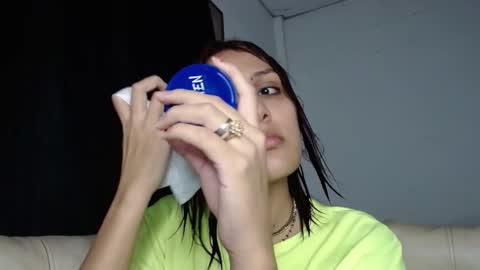 Snapshot of alexandra_lorens chatting on October 23, 1:40 am geo online show from October 23, 1:40 am