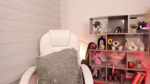 Alexandra Rodriguez online show from February 10, 12:02 am