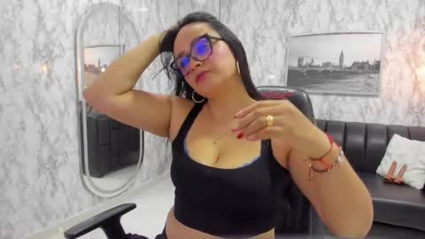 Alexandra Milff  online show from November 7, 3:31 am