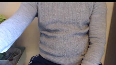 Snapshot of alexbelly chatting on October 5, 12:24 pm alexbelly online show from October 5, 12:24 pm