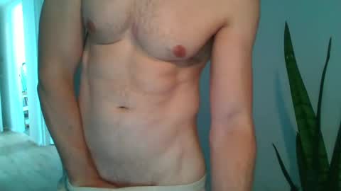 Snapshot of alexfootball19 chatting on January 9, 6:59 am Alex Football online show from January 9, 6:59 am