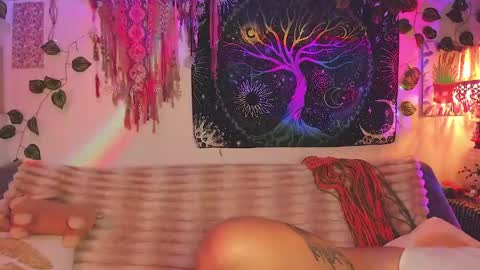 Alex online show from April 25, 1:41 pm