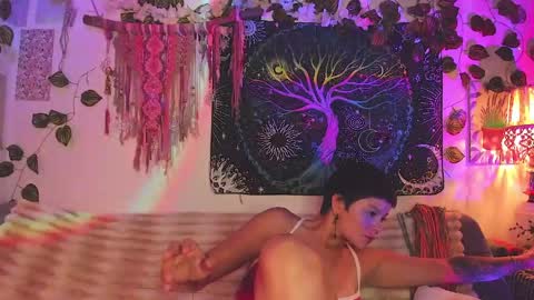 Alex online show from April 29, 2:27 am