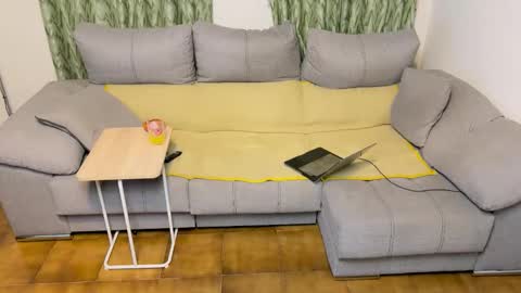 alexiriverss online show from May 23, 8:49 pm