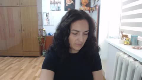 AlexisMillers online show from October 25, 8:35 am