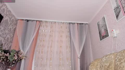 Amely online show from January 29, 8:40 am