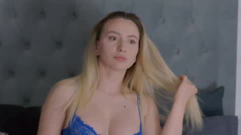 Alexis online show from May 21, 6:53 am