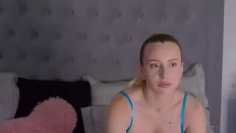 Alexis online show from June 13, 8:03 am