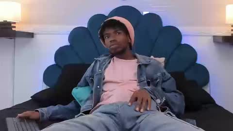 Alex Jaccob online show from September 25, 1:29 pm