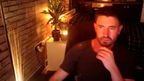 Snapshot of alexlive1 chatting on October 8, 7:53 pm alexlive1 online show from October 8, 7:53 pm