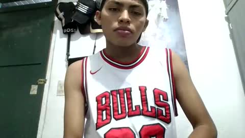 alexsexy1405 online show from December 17, 10:49 pm