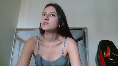 alex y luisa online show from April 17, 3:36 pm