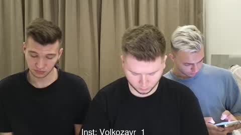 Snapshot of alexxx_d chatting on October 14, 8:23 pm AlexDimaIgor online show from October 14, 8:23 pm