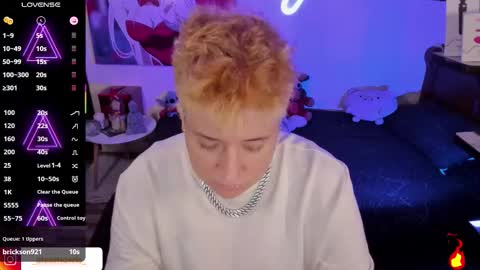Snapshot of alexxxmorris chatting on October 11, 9:14 am ALEXXX MORRIS online show from October 11, 9:14 am