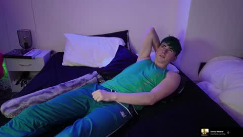 Snapshot of alfiegreenxxx chatting on February 5, 11:06 pm Alfie Green online show from February 5, 11:06 pm