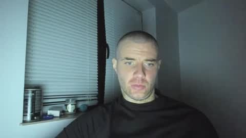 alfiesolomons87 online show from January 27, 9:11 pm