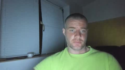 alfiesolomons87 online show from March 13, 9:29 pm