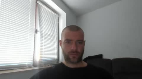 alfiesolomons87 online show from February 3, 9:46 am