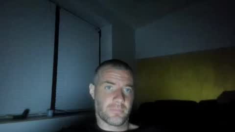 alfiesolomons87 online show from May 20, 8:26 pm