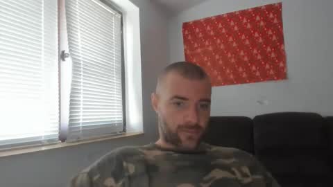 alfiesolomons87 online show from December 17, 9:49 am