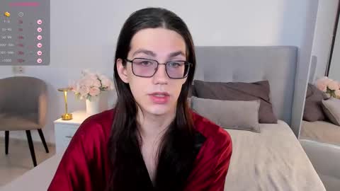 Alfreda online show from September 25, 9:49 am