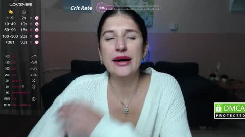 Snapshot of alianna_solo_kiss chatting on October 7, 11:39 am Alianna online show from October 7, 11:39 am
