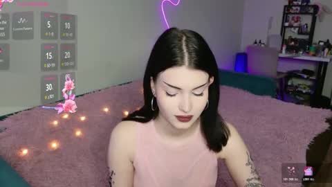 alice and james online show from December 14, 6:36 pm