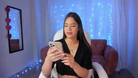 Alice online show from February 25, 2:37 pm