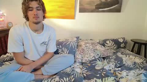 Alice online show from November 24, 9:19 am