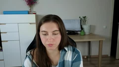 Alice online show from September 15, 6:53 pm