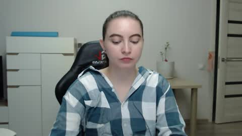 Alice online show from June 4, 2:01 pm