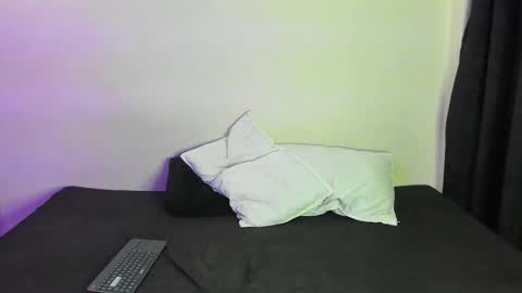 Manuela online show from October 21, 11:26 am