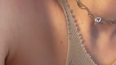 Alice online show from April 10, 5:50 pm