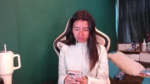 Alice online show from February 23, 5:15 pm