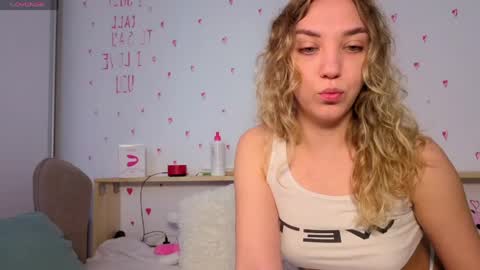 Alice online show from April 9, 4:38 am