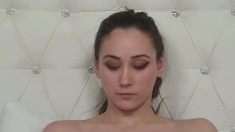 AliceMunro online show from February 28, 9:33 pm