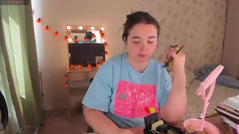 Alice online show from July 7, 10:41 am