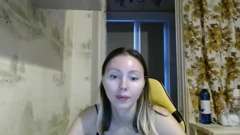 Alice smiles online show from February 17, 5:17 am