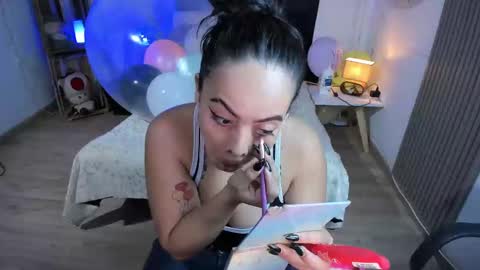 Alice online show from January 27, 8:17 pm