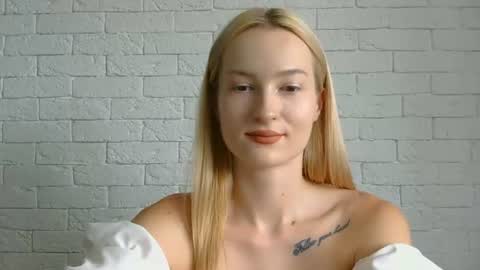 Alice online show from June 25, 11:04 am